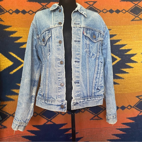 VTG Levi’s Authentic Distressed Trucker Jean Jacket. Type 3 from the 80’s. M/L - Picture 6 of 16